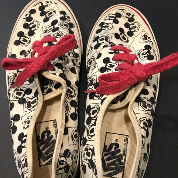 Mickey Mouse Tennis Shoes by Vans - Picture 9 of 10
